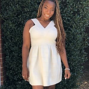 🌸 True white bandage dress